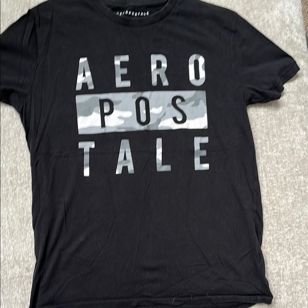 Aeropostale Black w gray camo t-Shirt men’s Medium